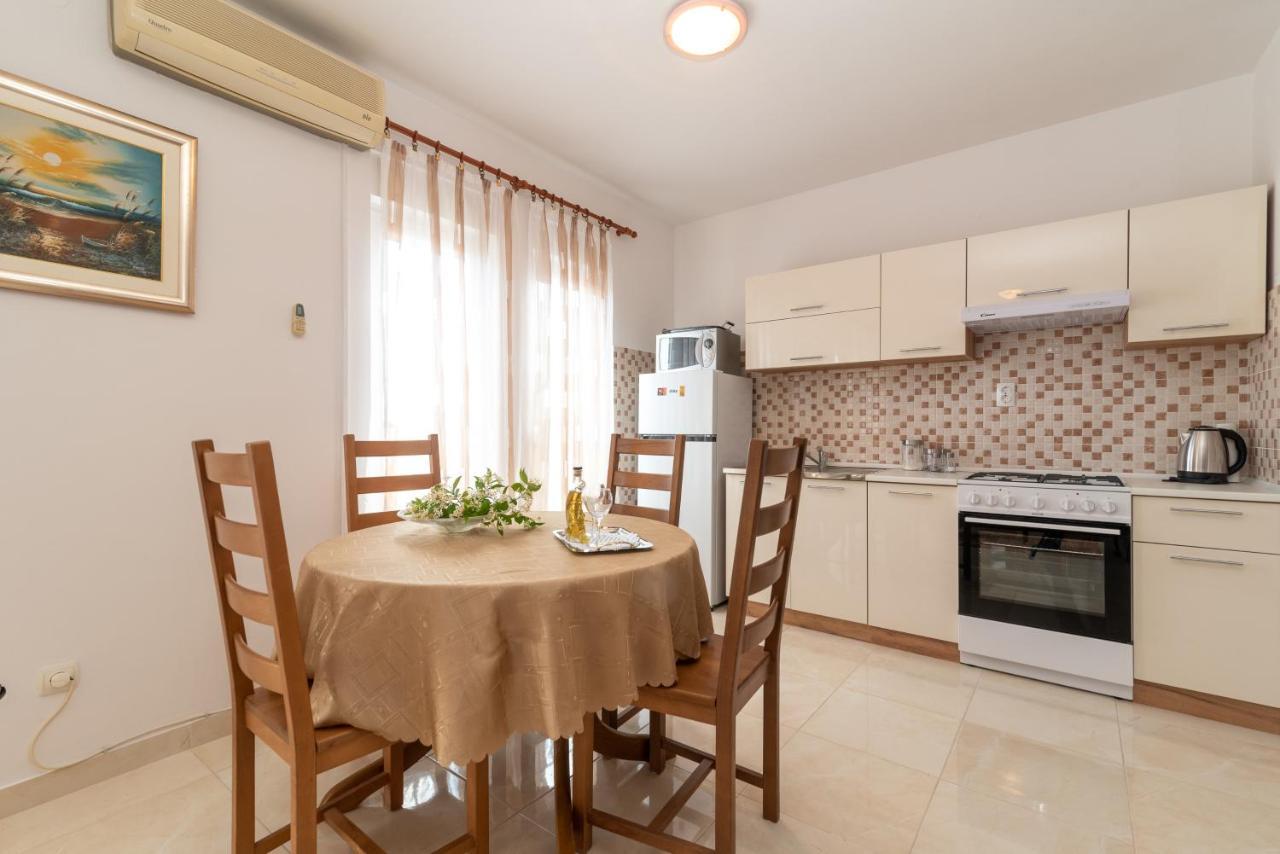 דירות טרוגיר Apartman Dildo מראה חיצוני תמונה