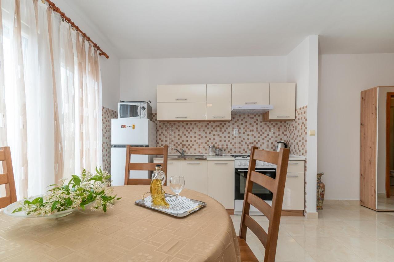 דירות טרוגיר Apartman Dildo מראה חיצוני תמונה